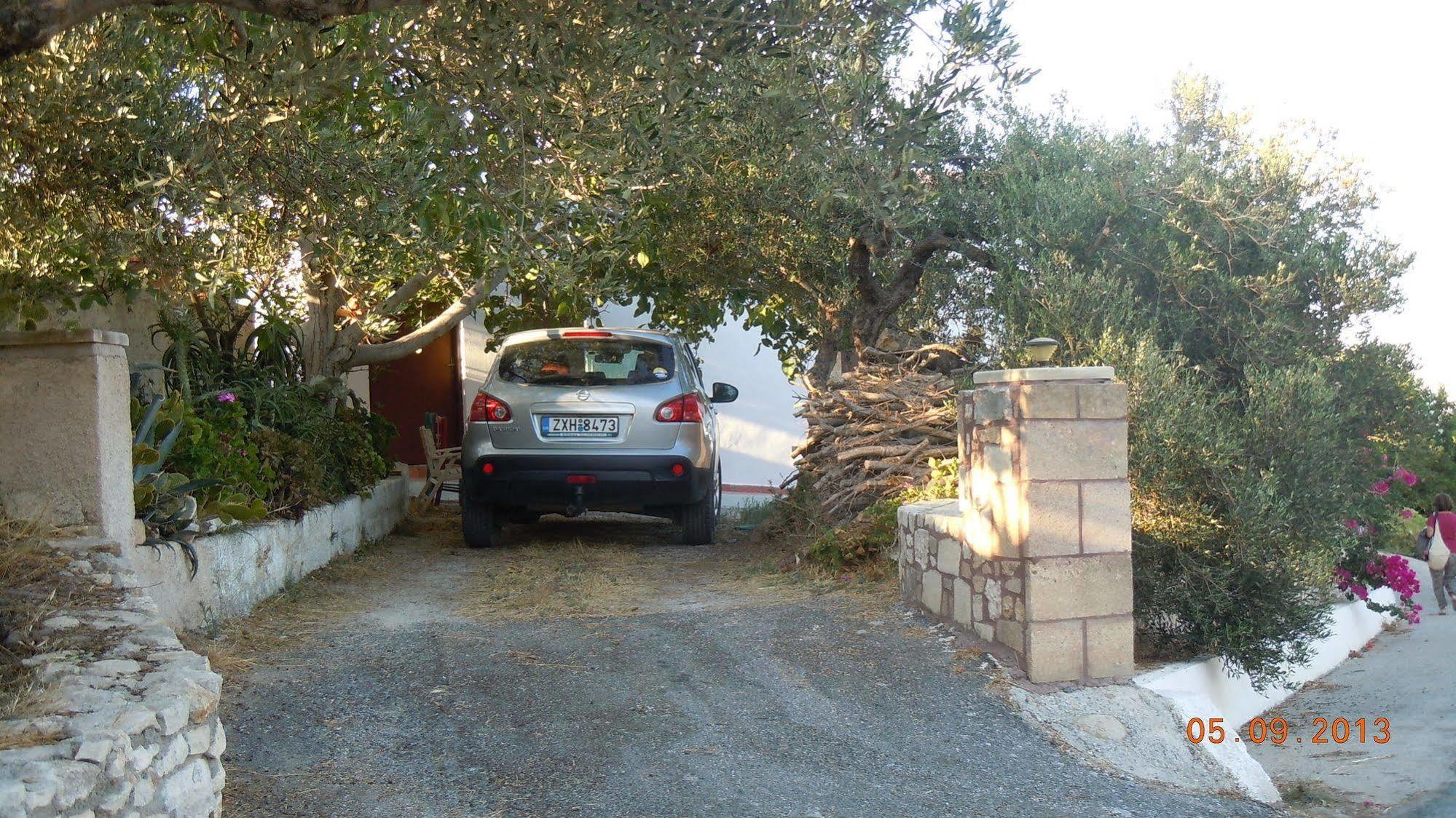 Falasarna Lardas House *