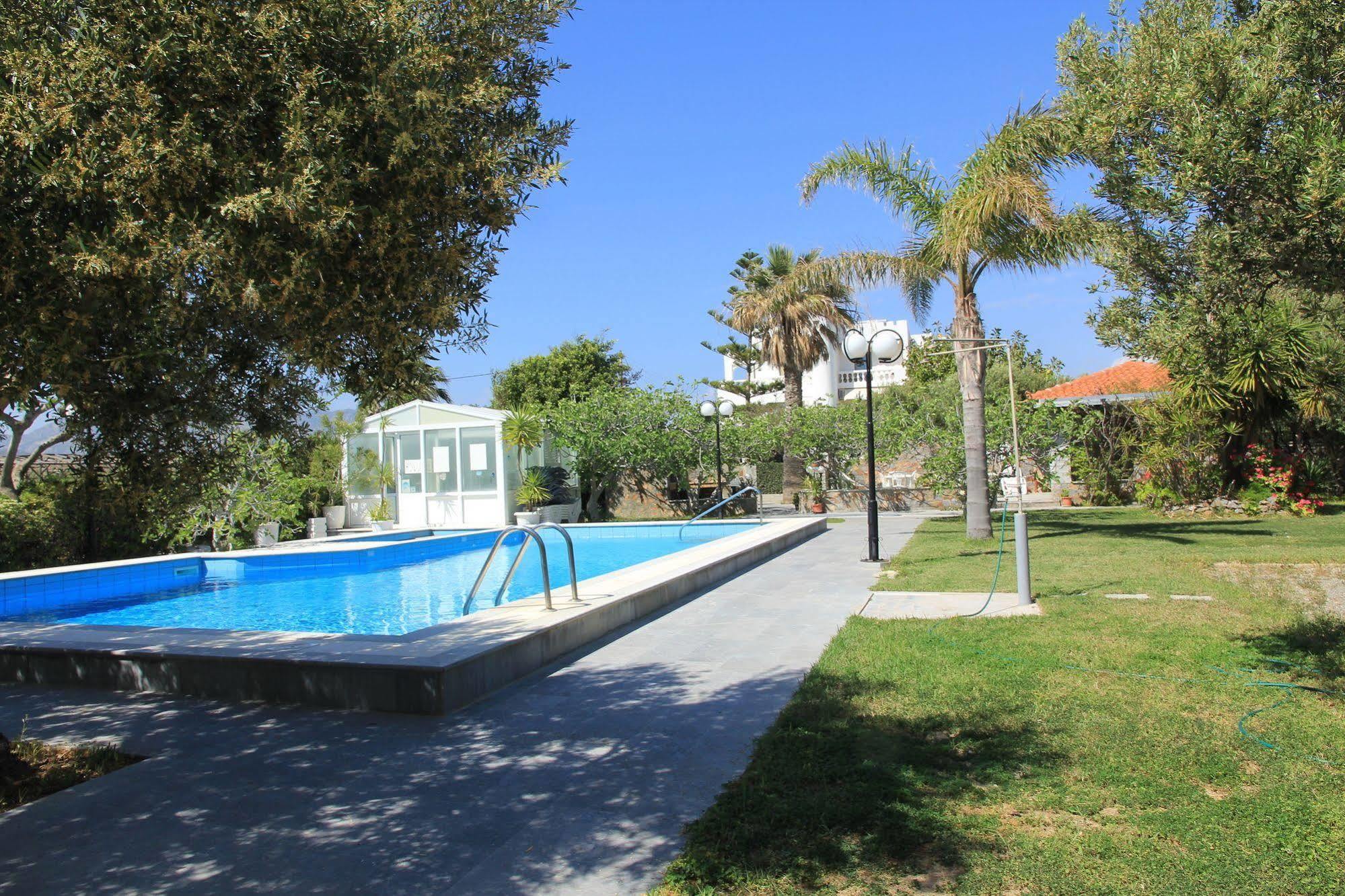 Irene Aparthotel