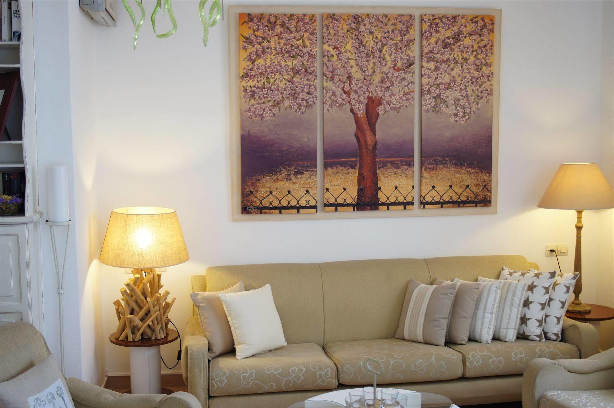 Cyclades Hotel