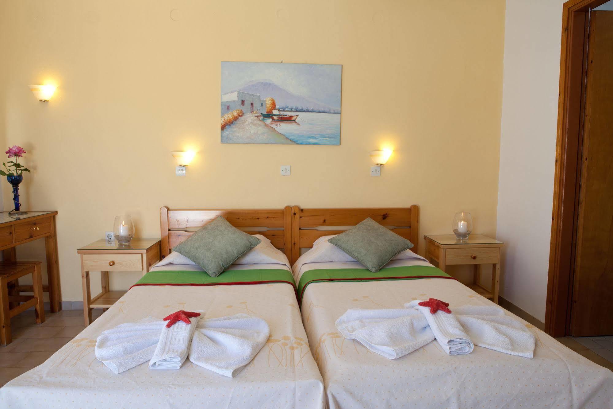 Cyclades 2* Parikia (Paros)