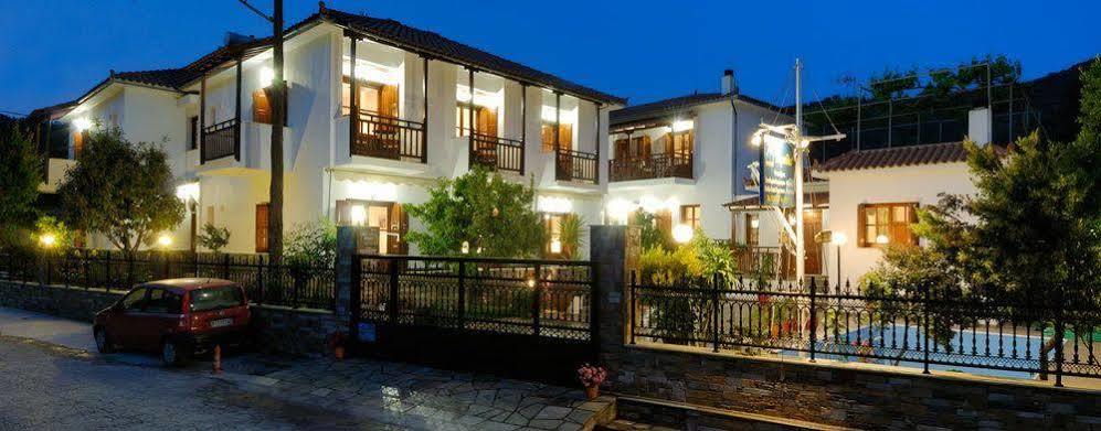 Charoula * Platanias (Thessaly)