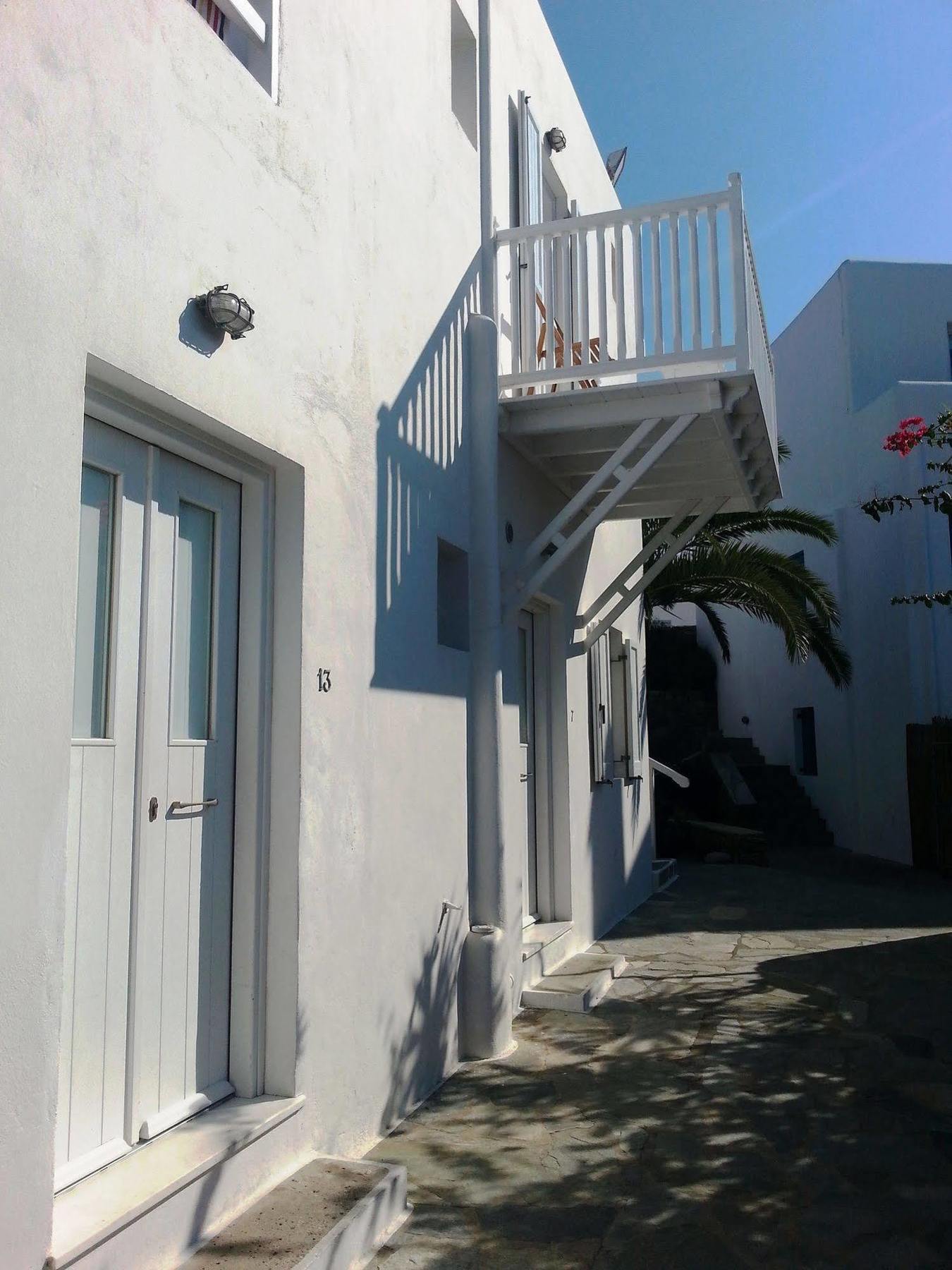White Myth 2* Mykonos Town