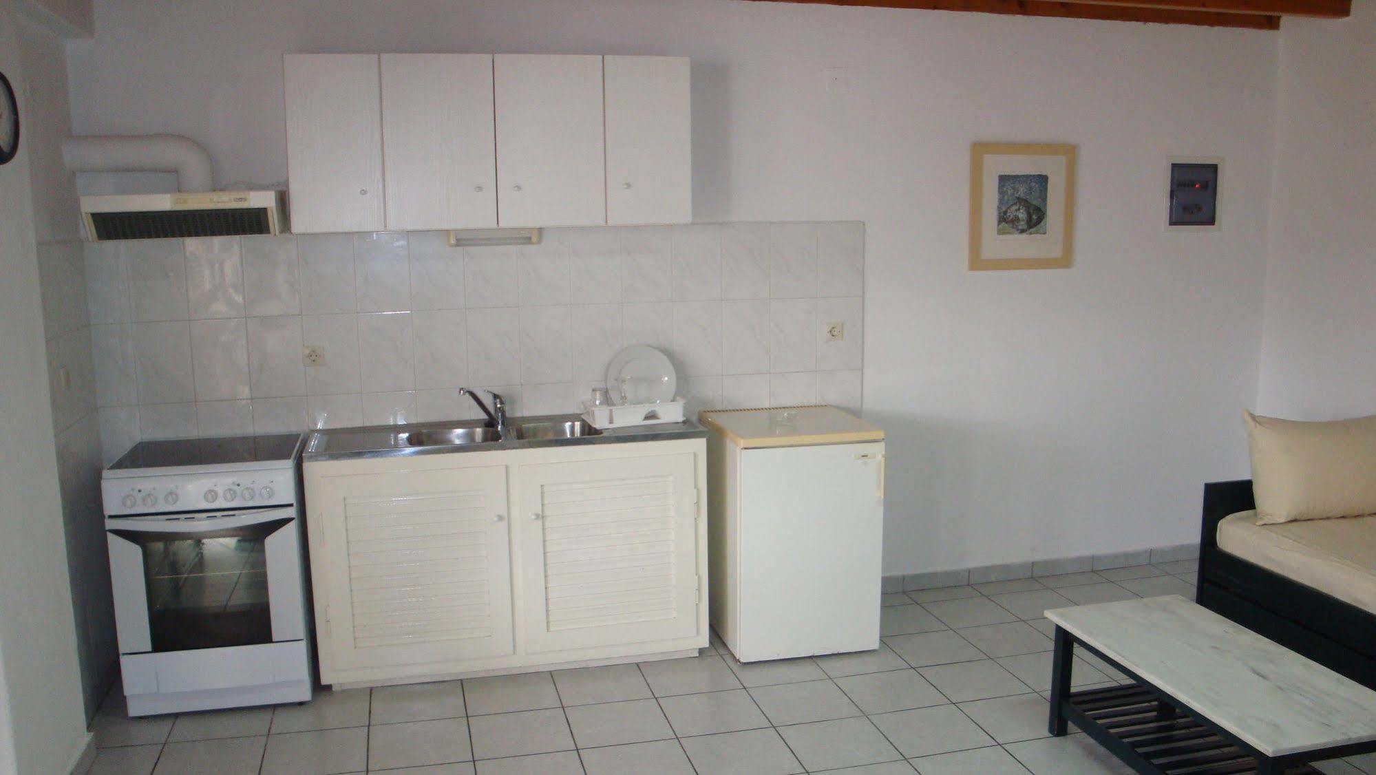 White Myth Guest house 2*