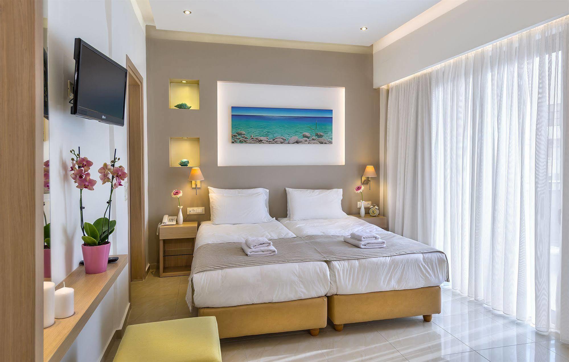 Leonidas & 3* Rethymno (Crete)