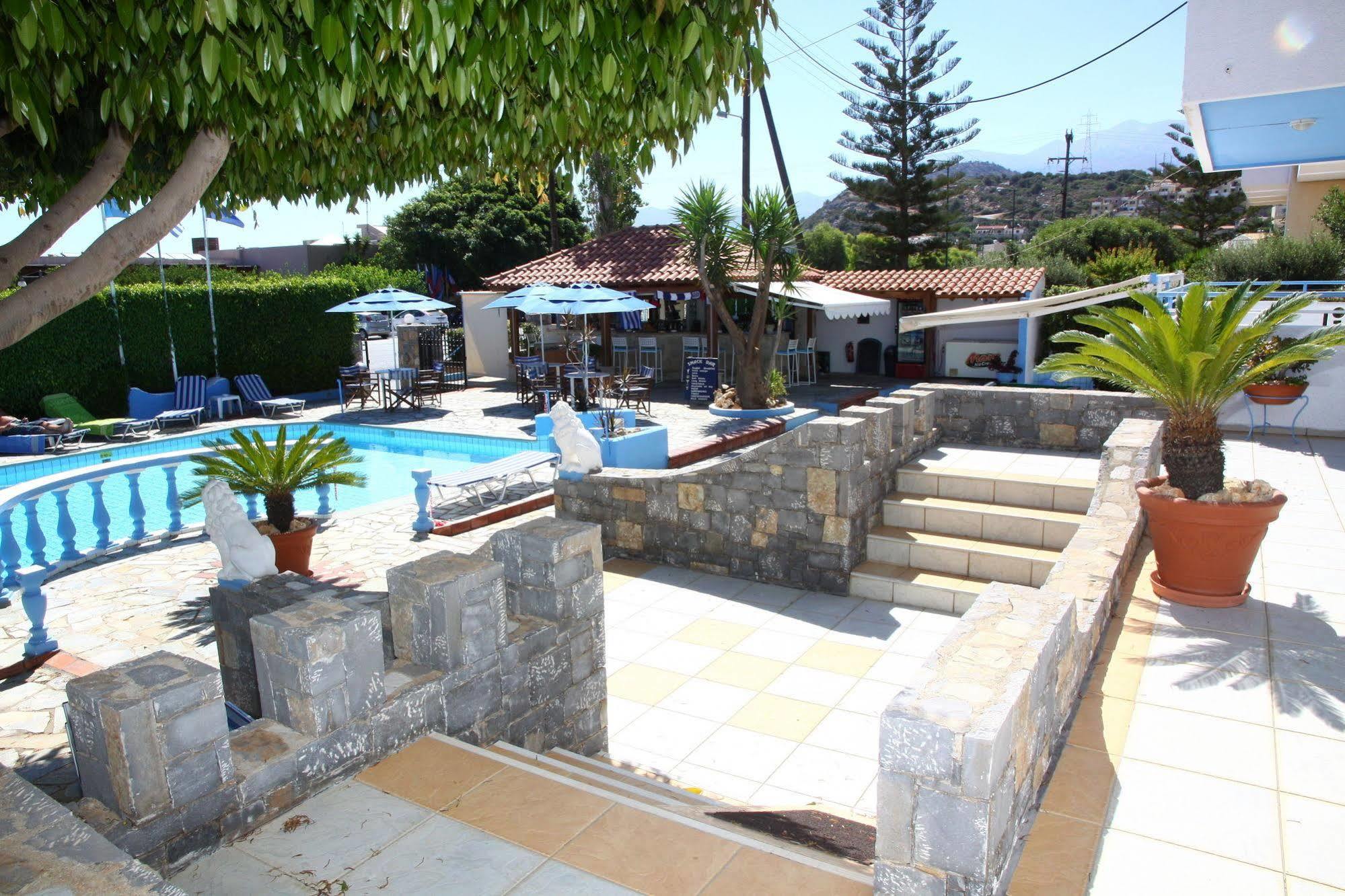 Aparthotel Villa Anna 3*