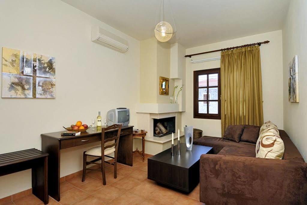 Aparthotel Enalion Kala Nera
