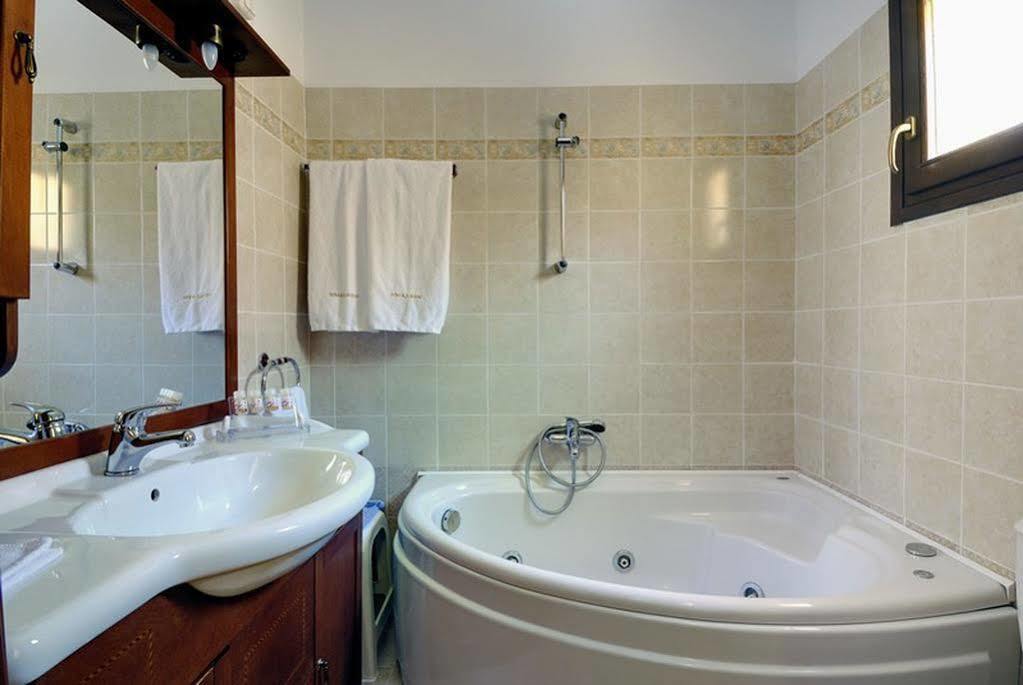 Enalion Aparthotel Kala Nera