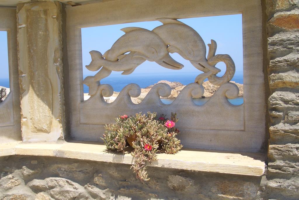 Mykonos Thea * Agios Sostis (Mykonos)