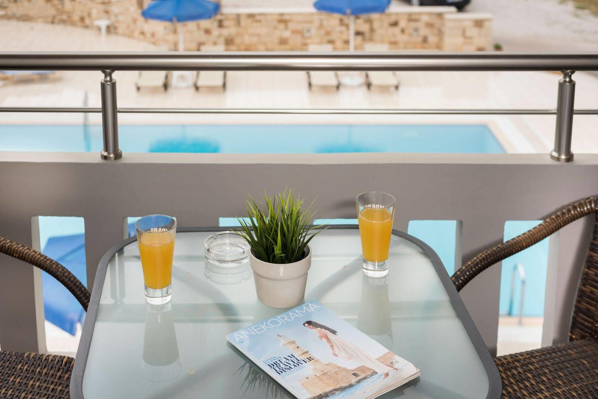 Aparthotel Irini 2*