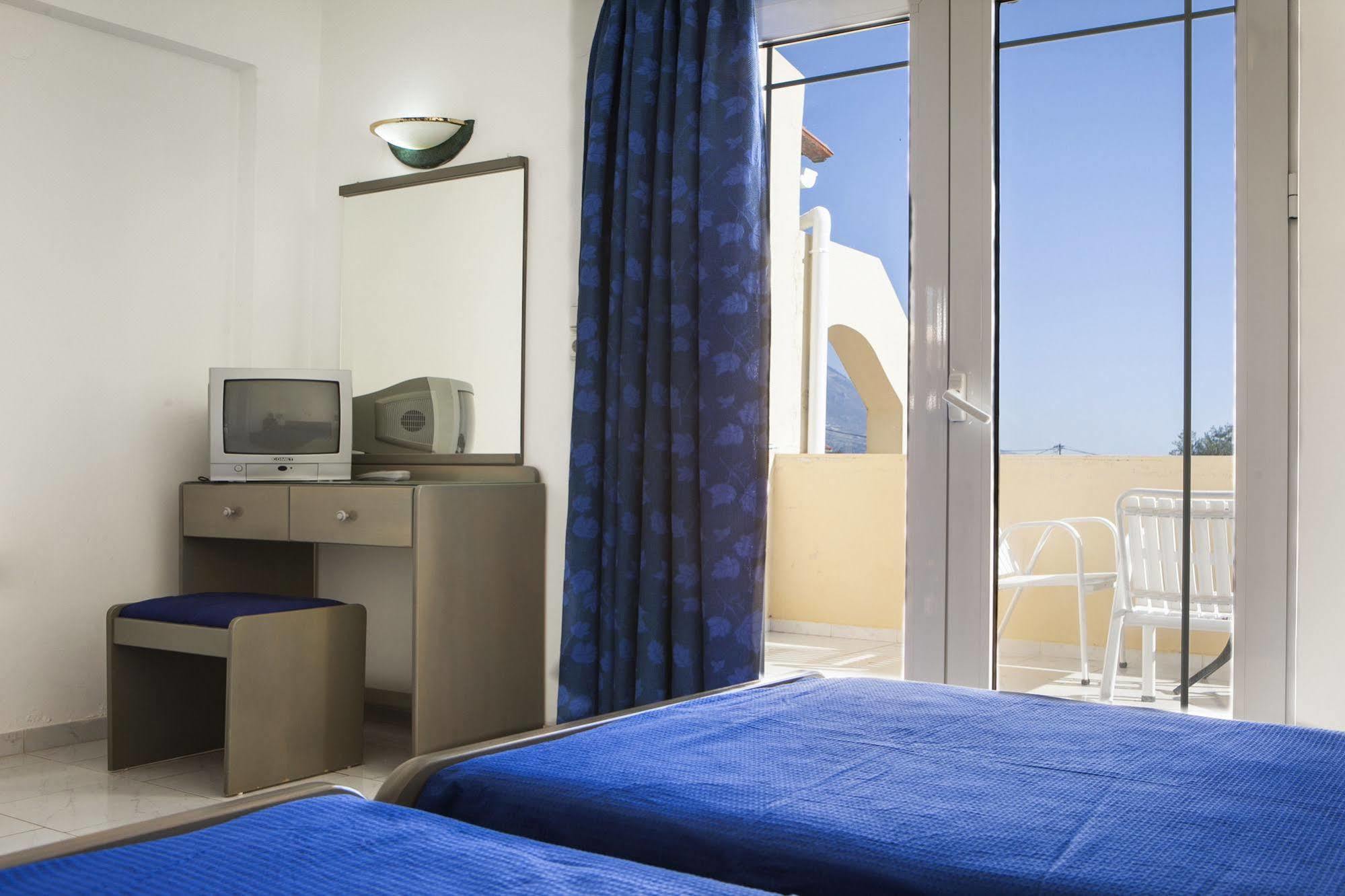 Pegasus Hotel 2*