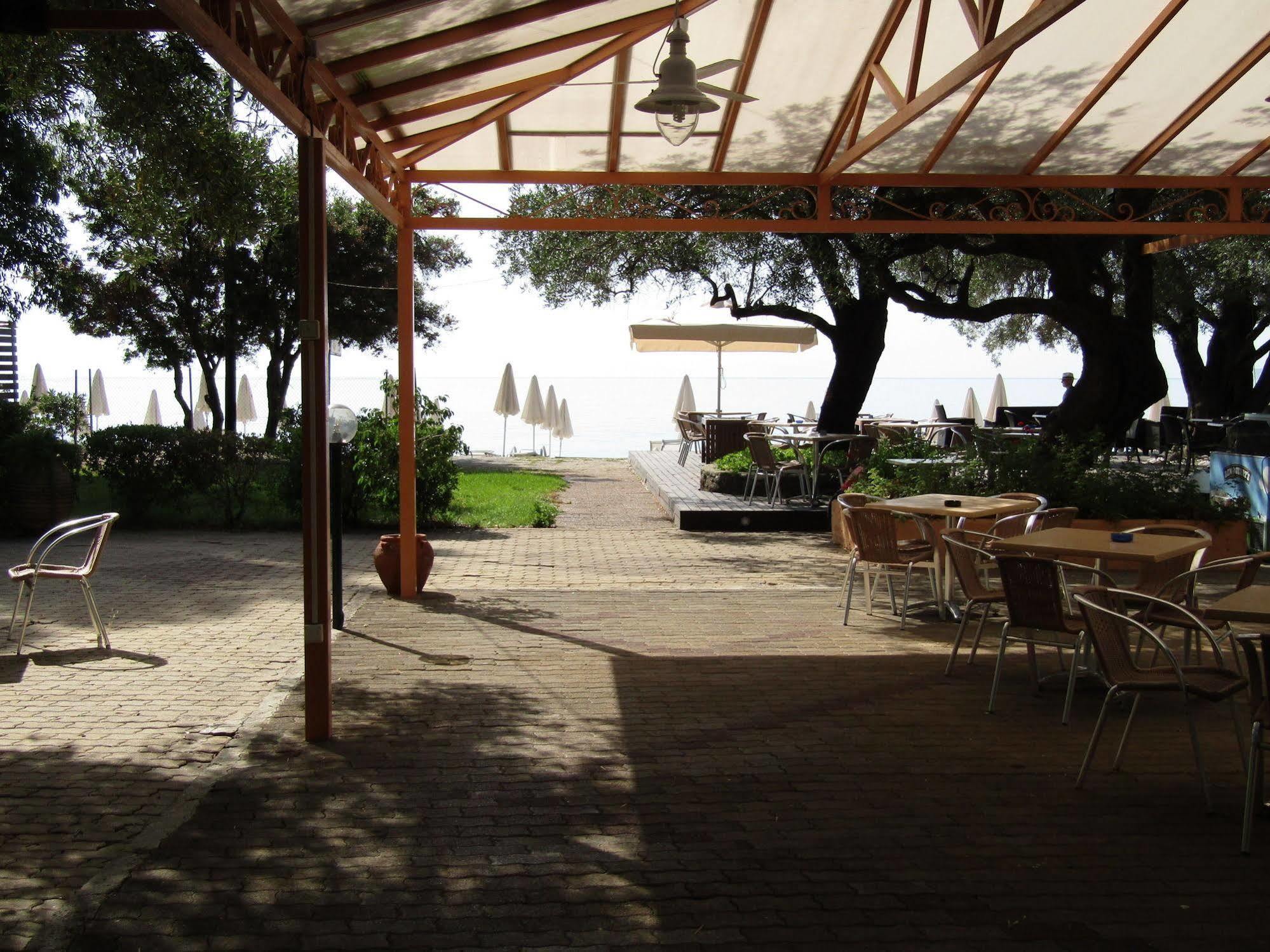 Beach Holiday Apartment, Corfu,greece Barbati