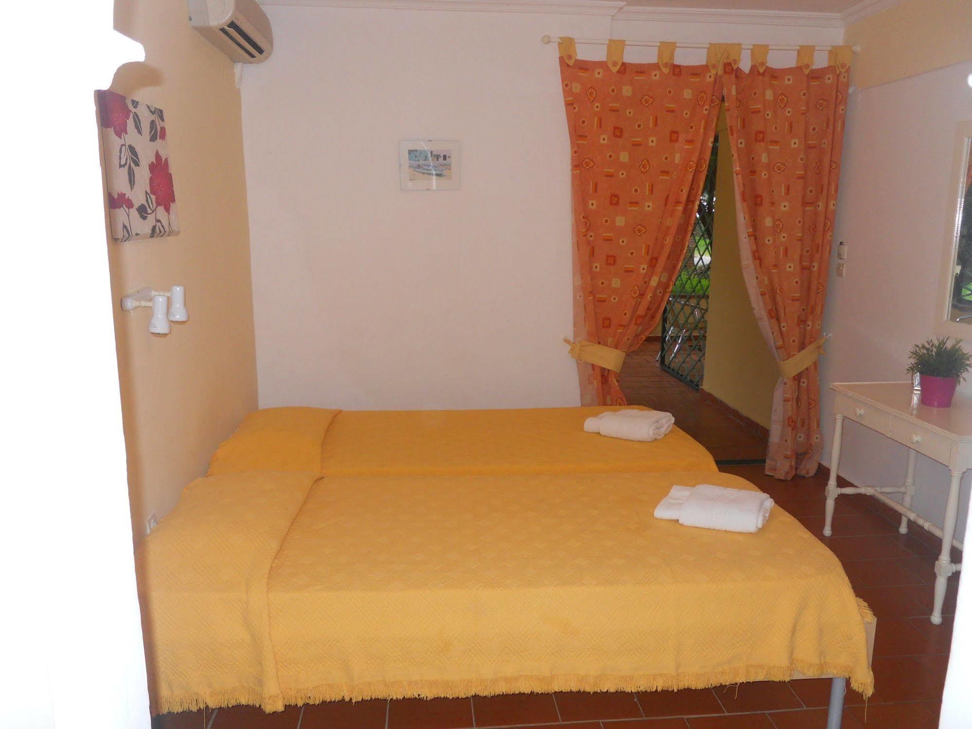 Beach Holiday Apartment, Corfu,greece * Barbati