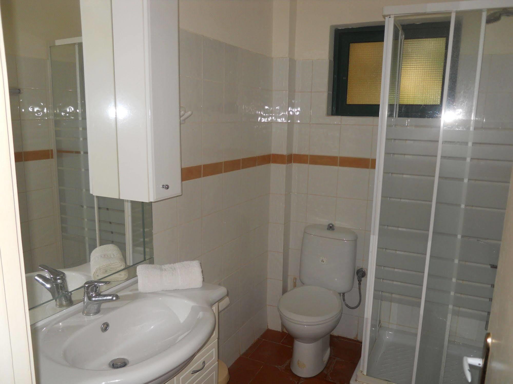 Beach Holiday Apartment, Corfu,greece Holiday home