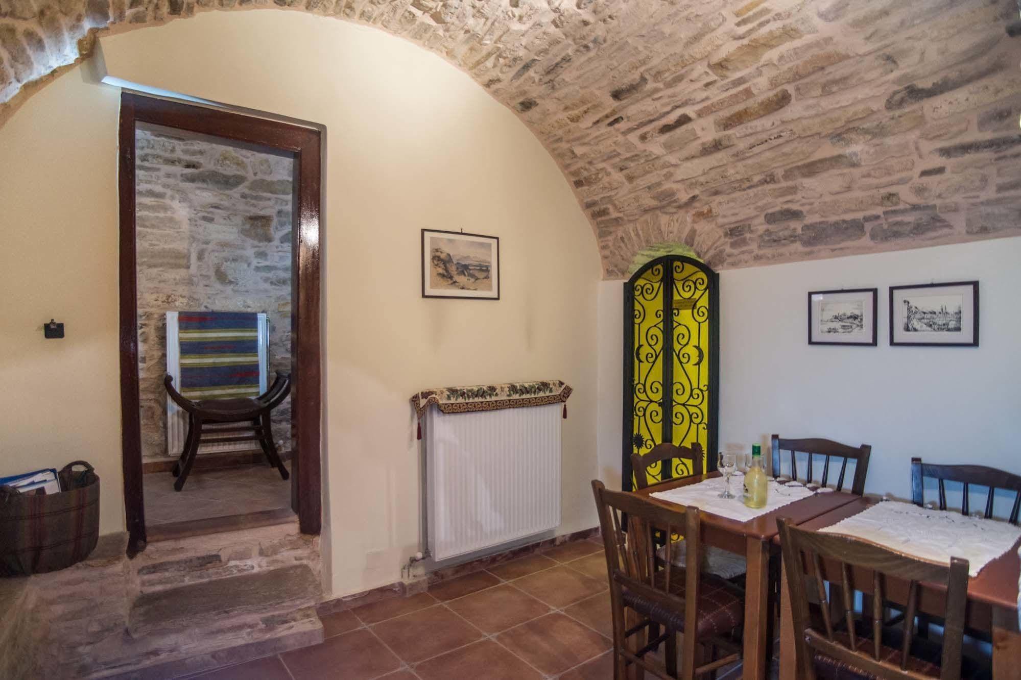 Vouno Village 3* Vounos