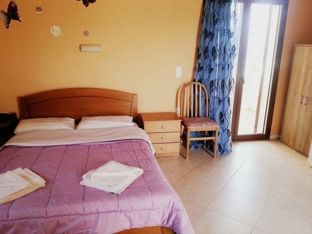 Akrogiali Apartment