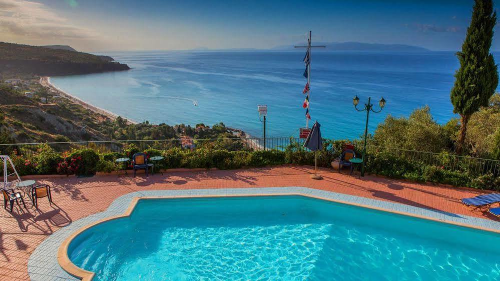 Garbis & Aparthotel Lourdata (Kefalonia)