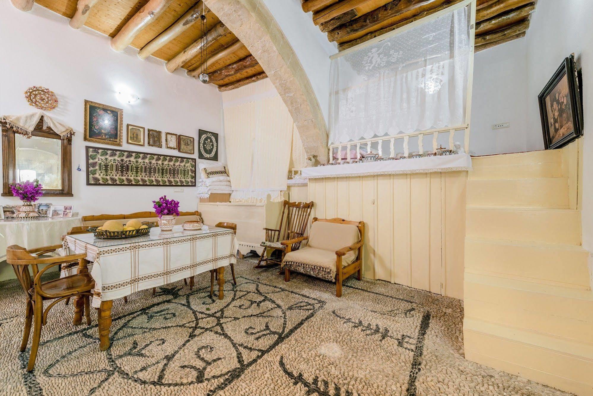 Apartment Kamariko Traditional House