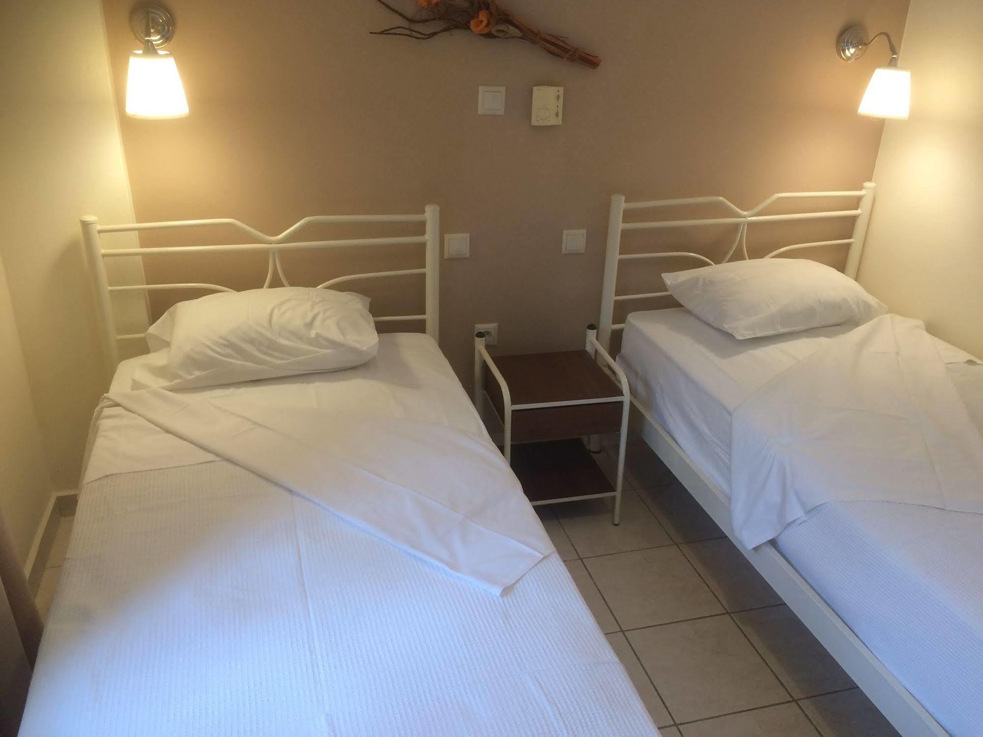 Sunny Hotel