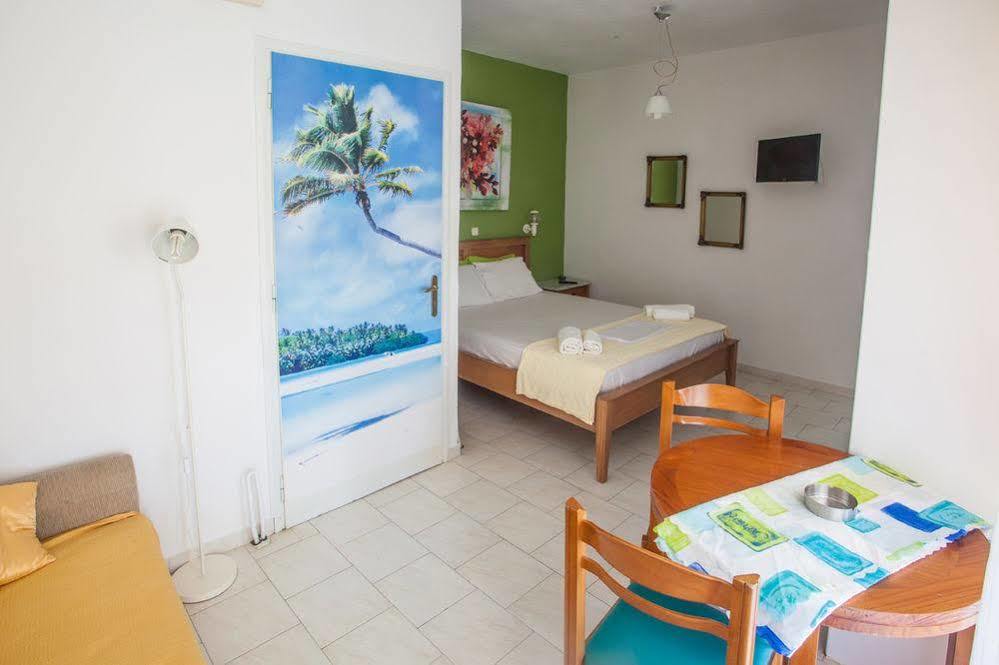 Zoi Studios Apartment