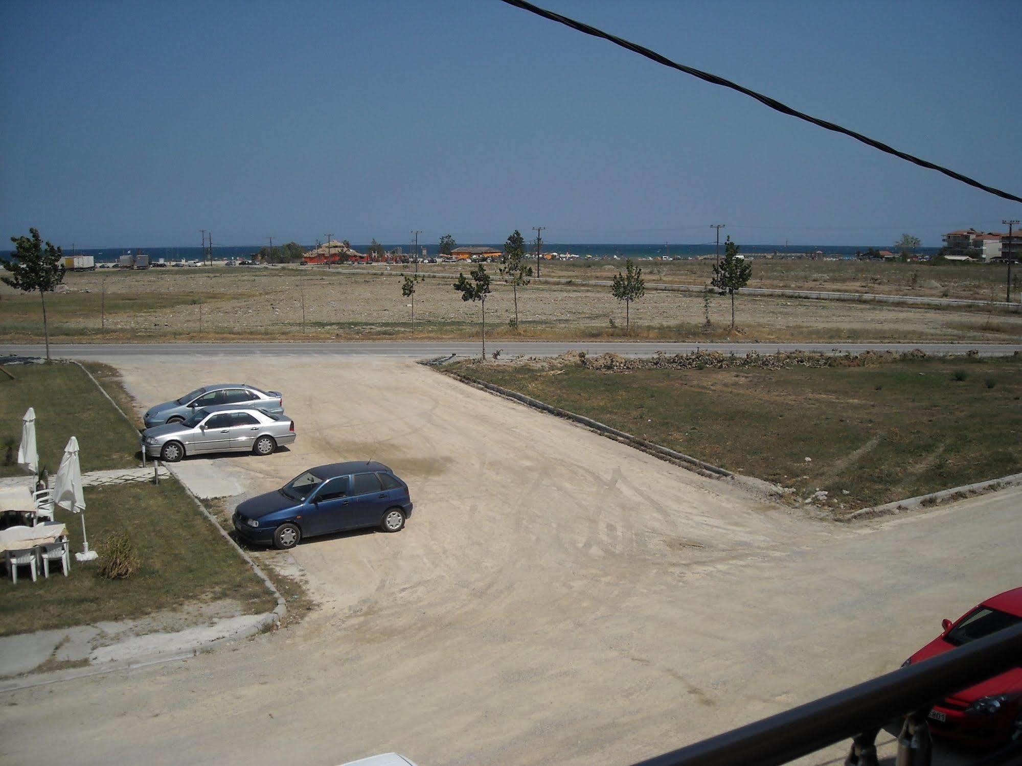 Hotel Epavlis *