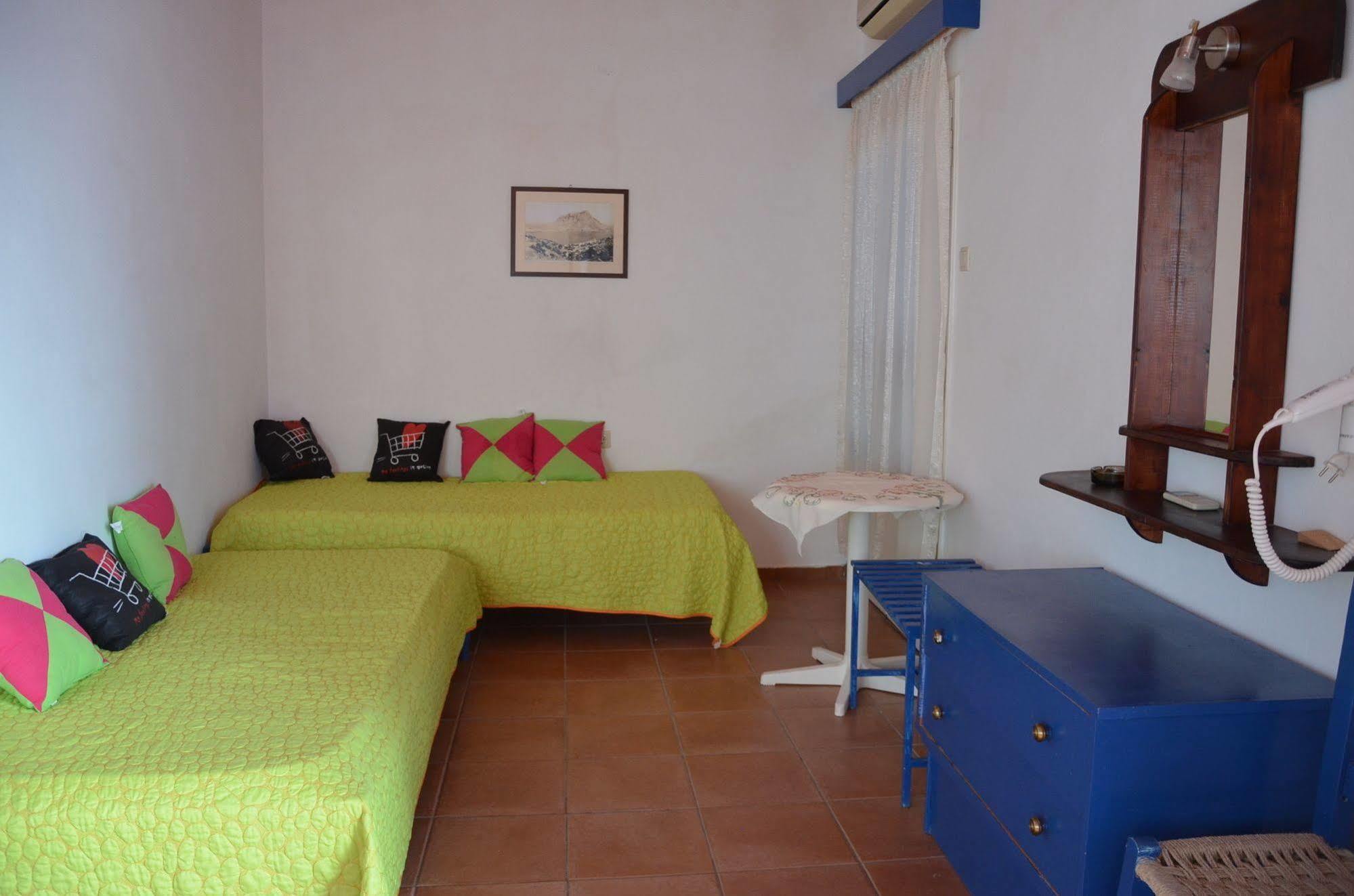 Hotel Themis