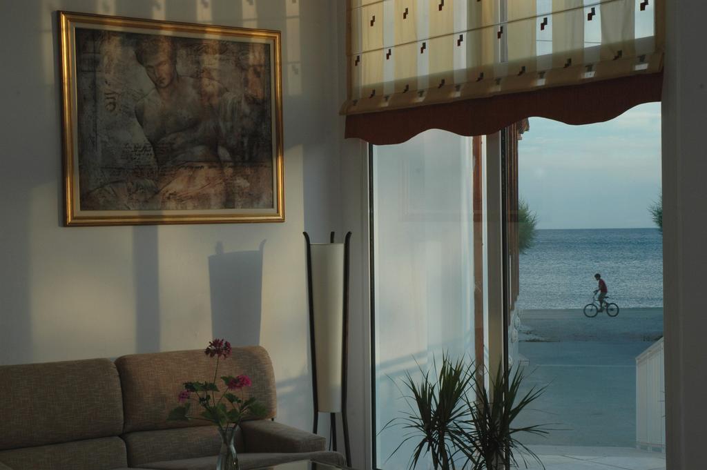 Tavari Beach Hotel Hotel