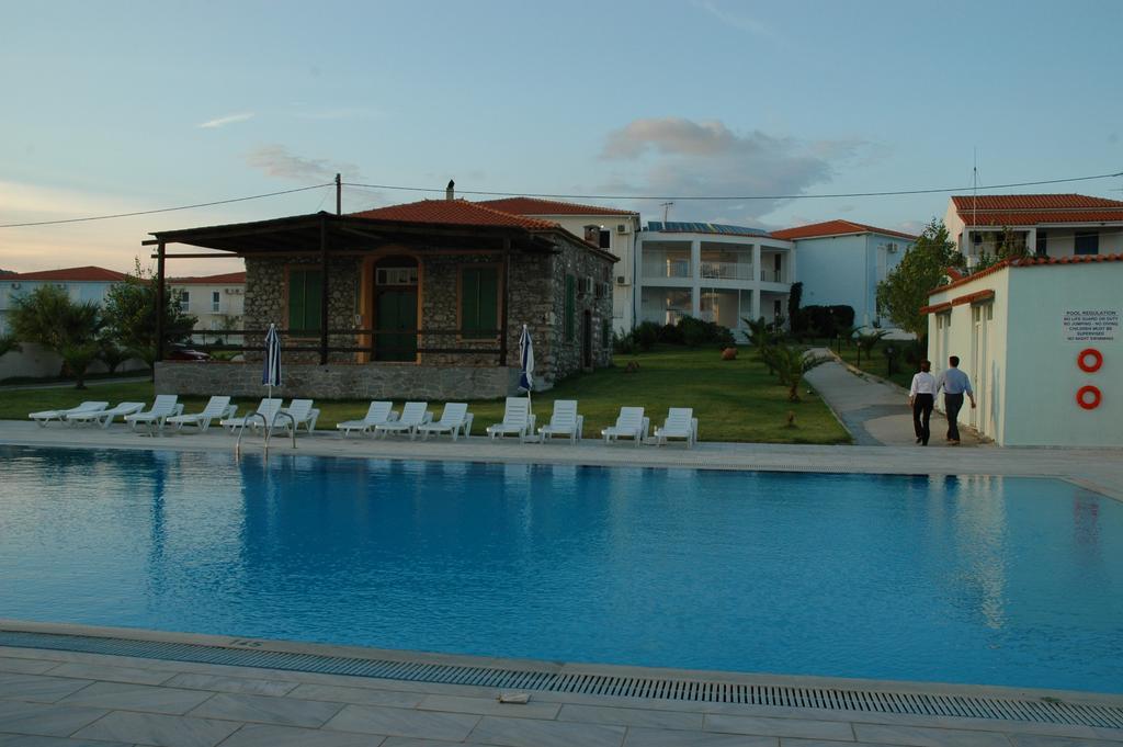 Hotel Tavari Beach Hotel 3*