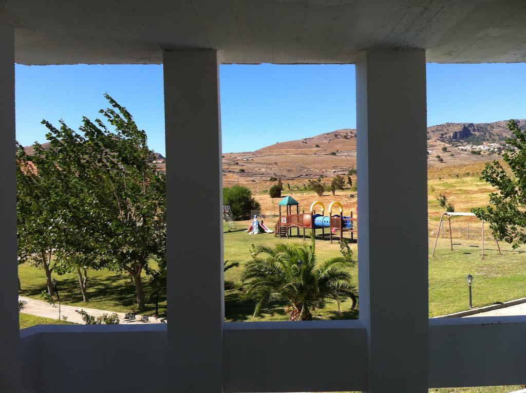 Tavari Beach Hotel Hotel