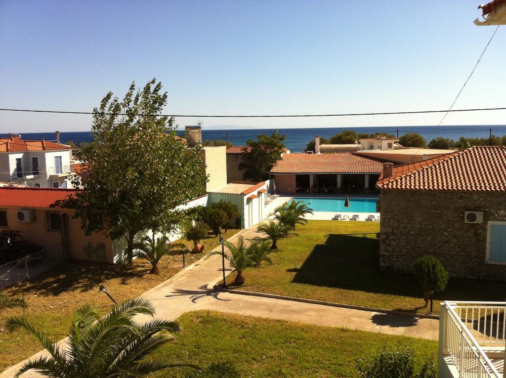 Hotel Tavari Beach Hotel 3*