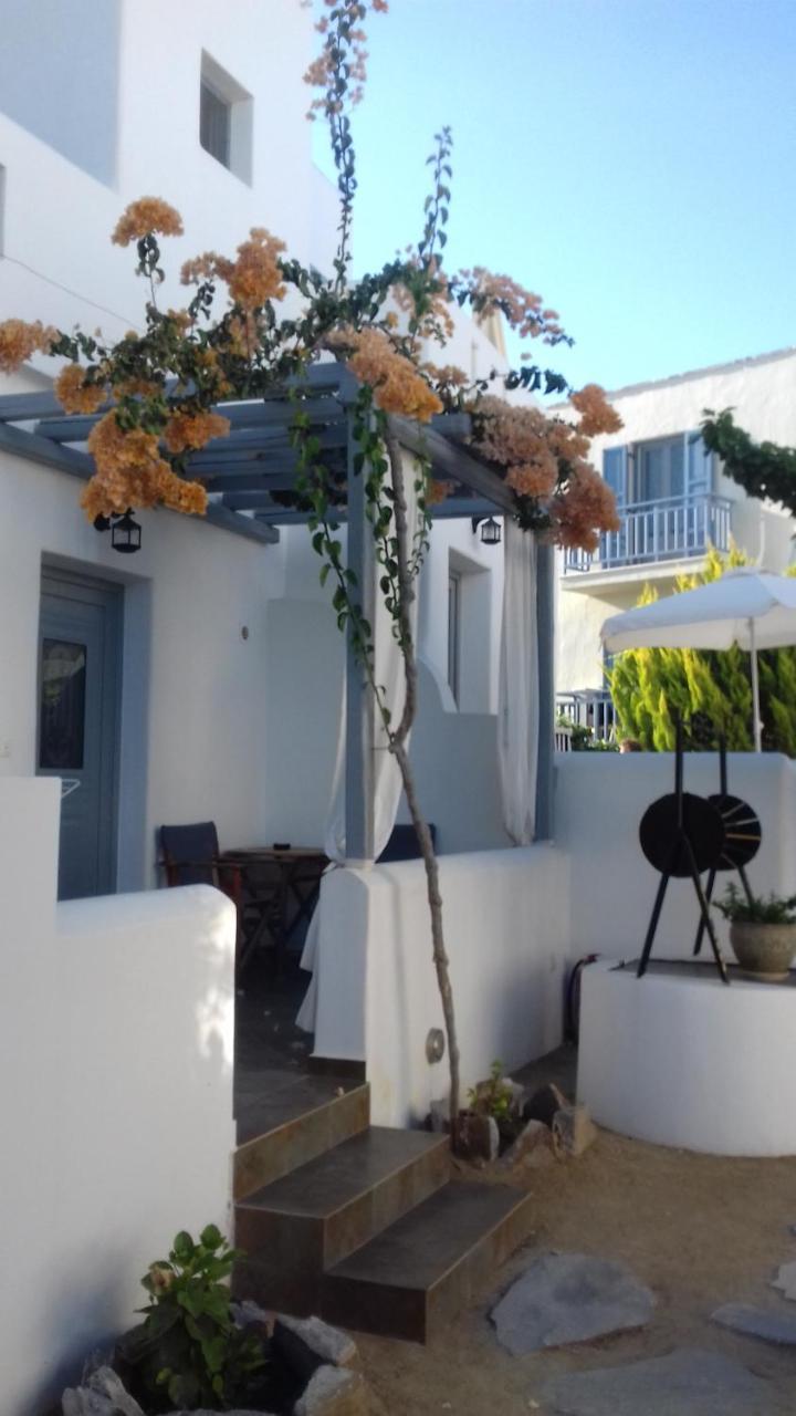 Hotel Theofanis