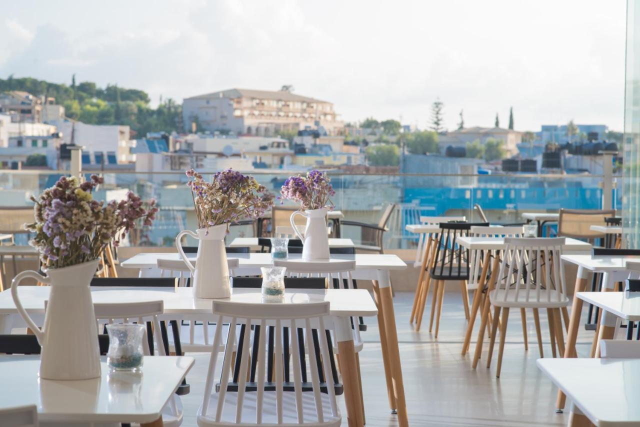 Belvedere Village 3*