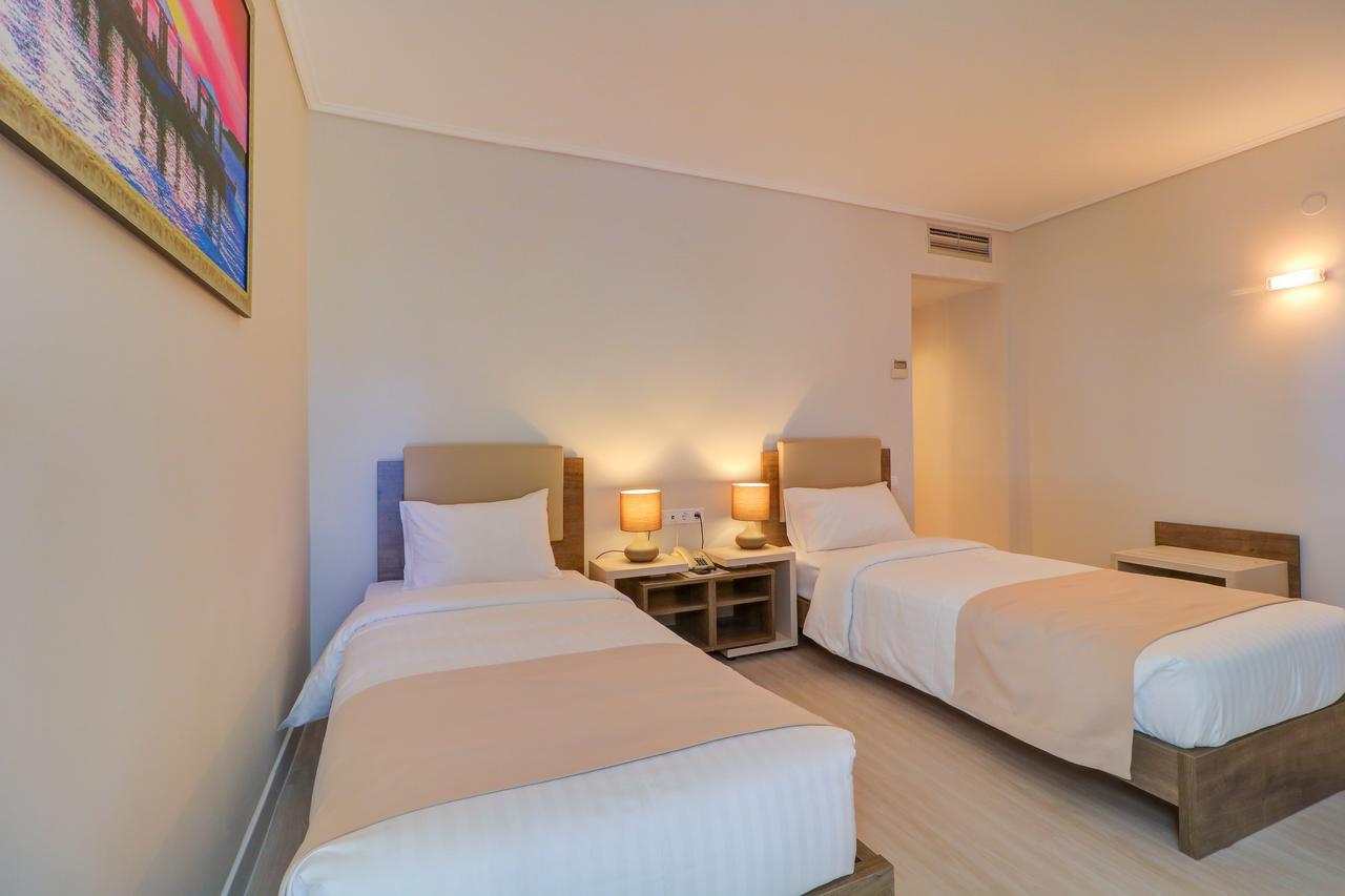 Palace Glyfada Hotel Athens