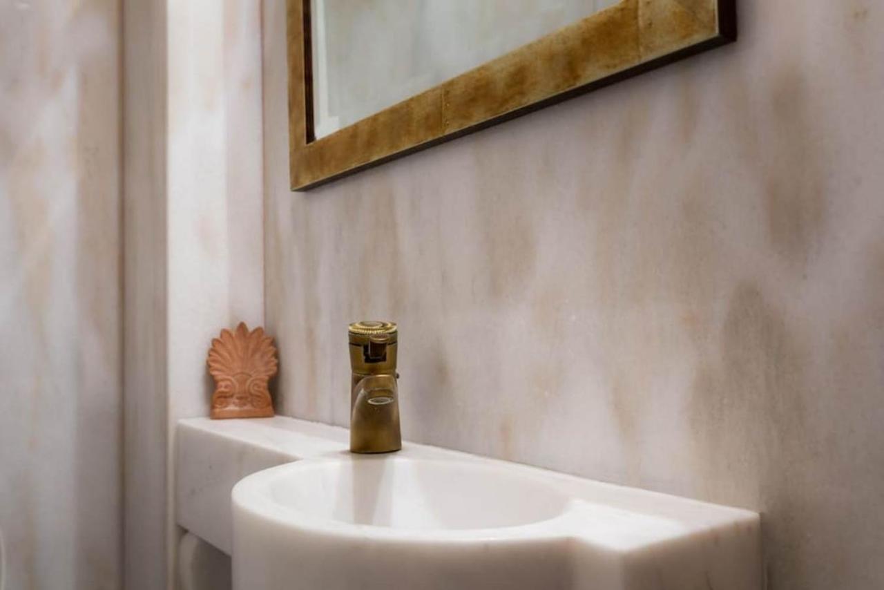 165 Sm Penthouse Maisonette Apartment Athens