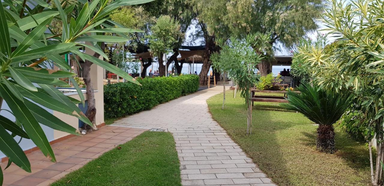 Melina Aparthotel Platanias (Crete)