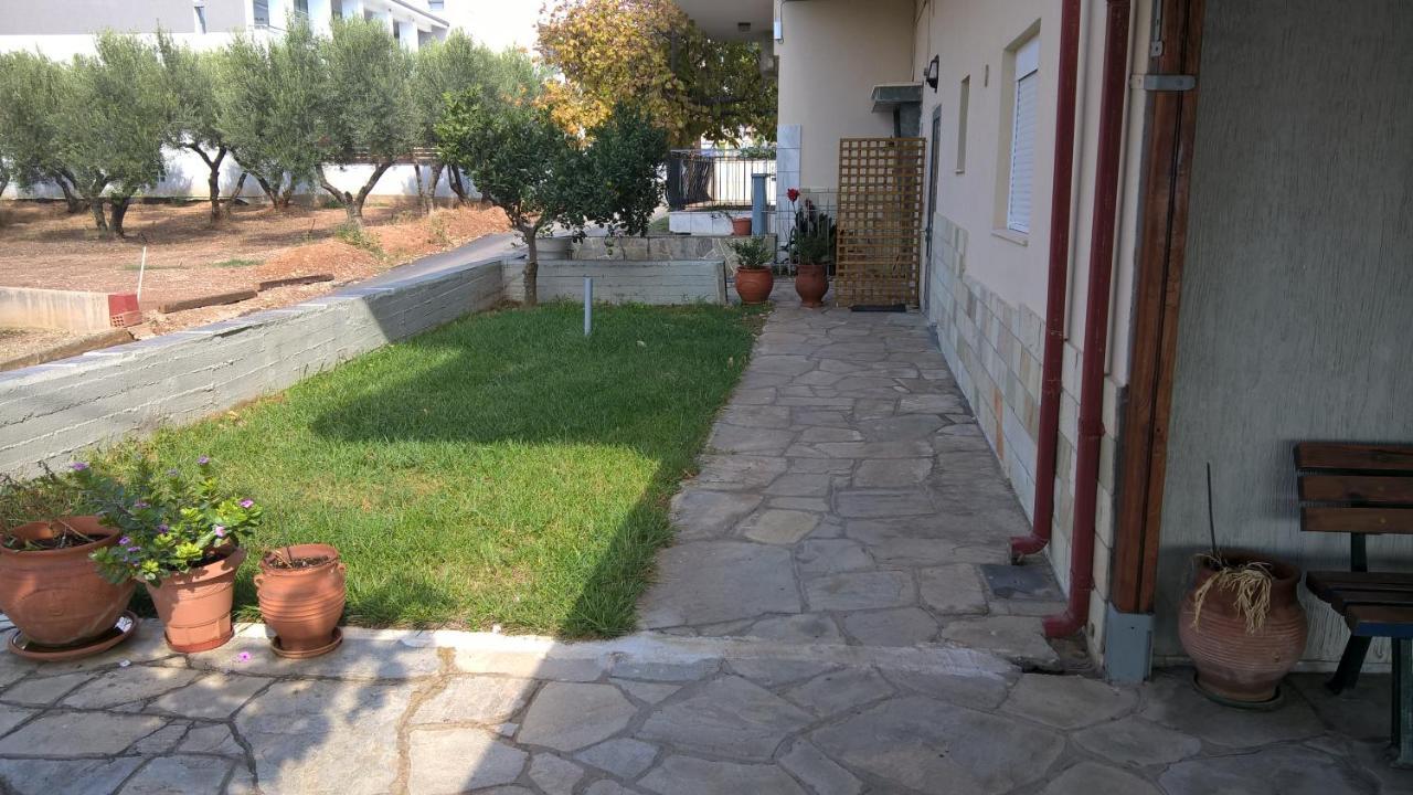 Apartment Gkoloi & *