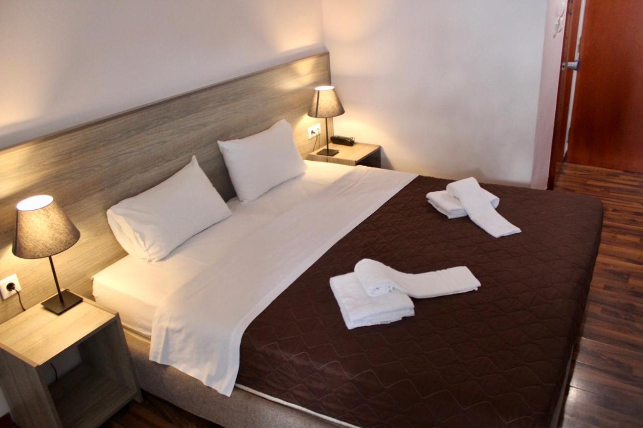 Galaxy Hotel 3*