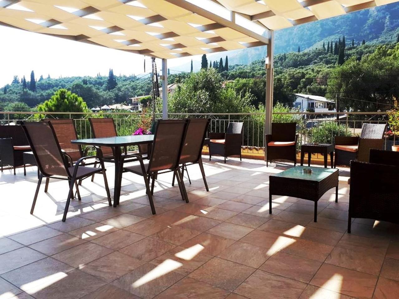 Anemona Aparthotel *
