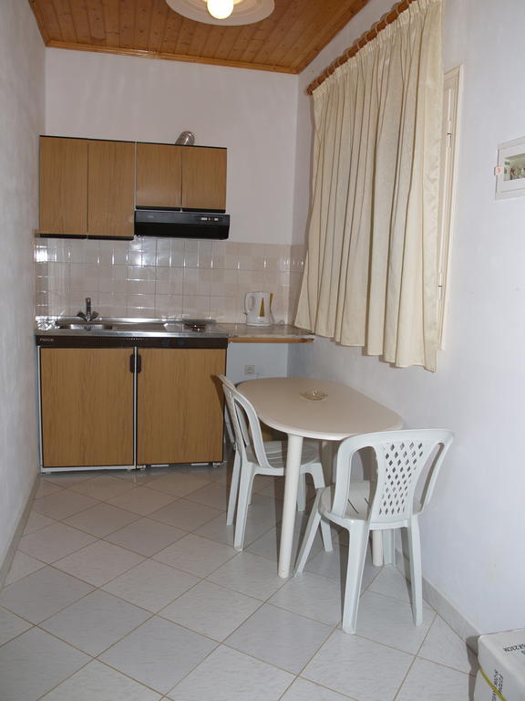 Angeliki Aparthotel Vitalades