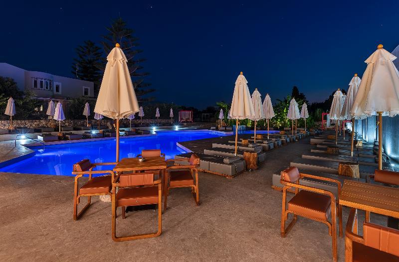 Diamond Boutique 4*