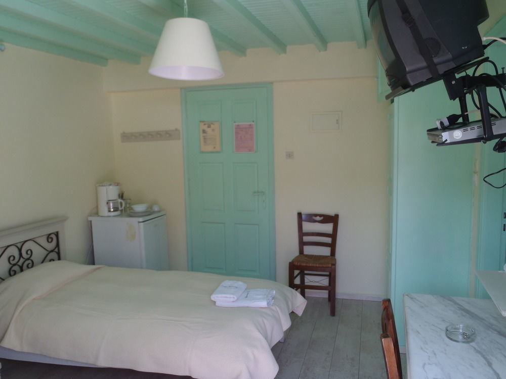 Aparthotel & Rania 3*