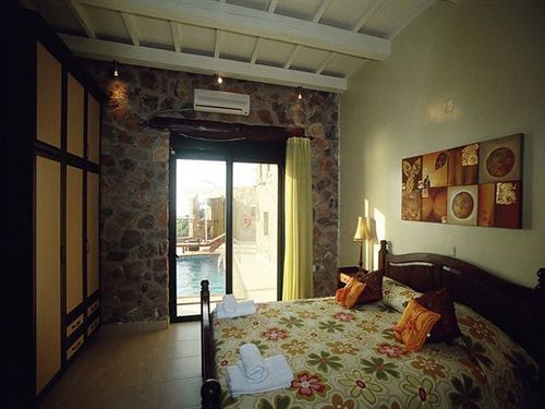 Apartment Amygdalia *