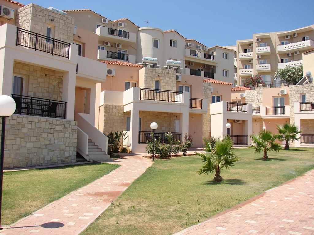 Orion Star Aparthotel