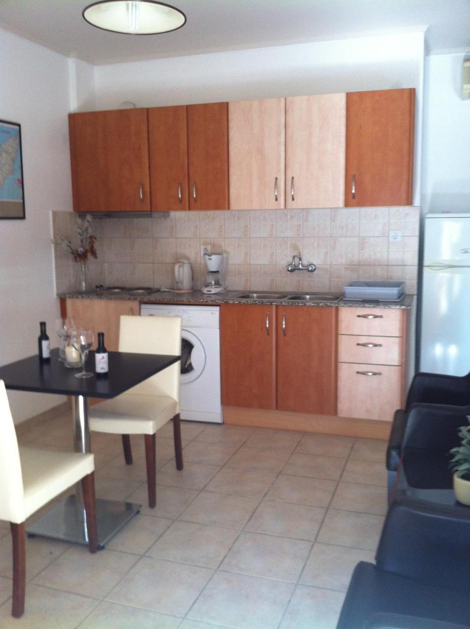 Aparthotel Marika's Apart's & 3*