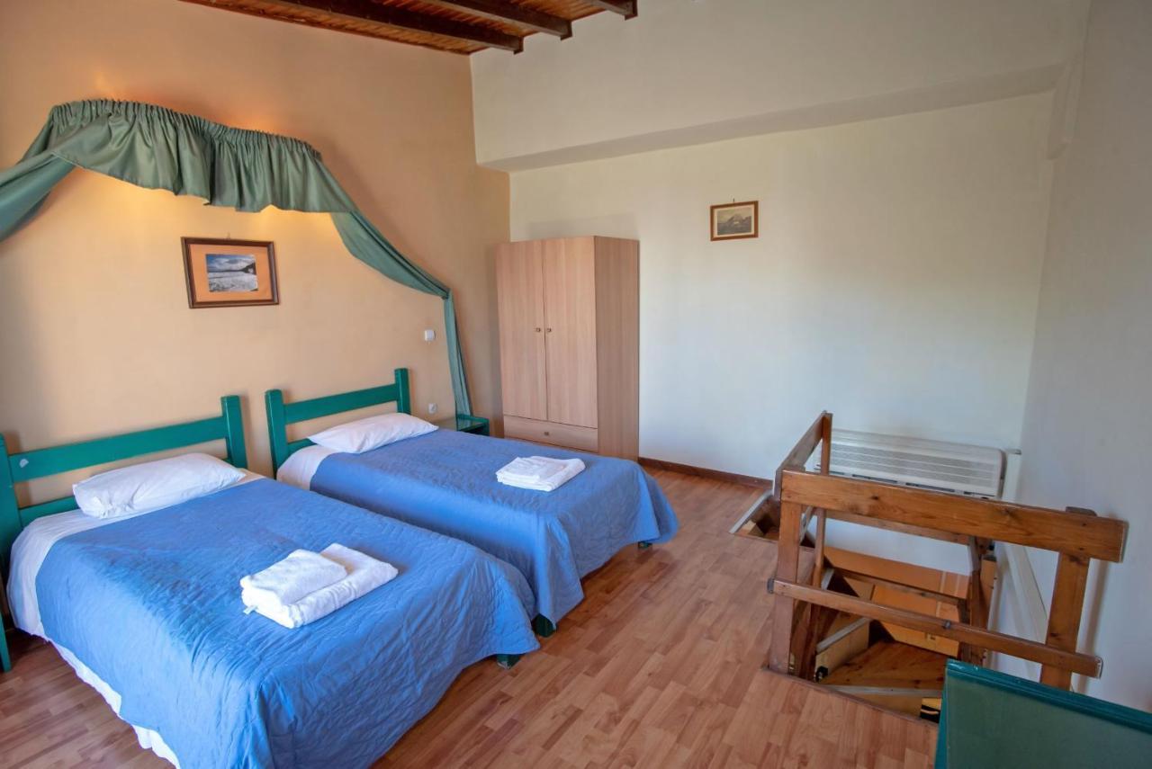 Kleoni Club Aparthotel 3*