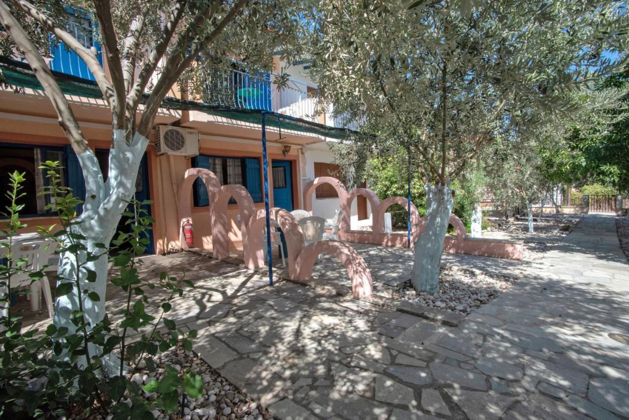 Aparthotel Kleoni Club 3*