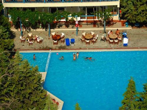 Hotel Trypiti