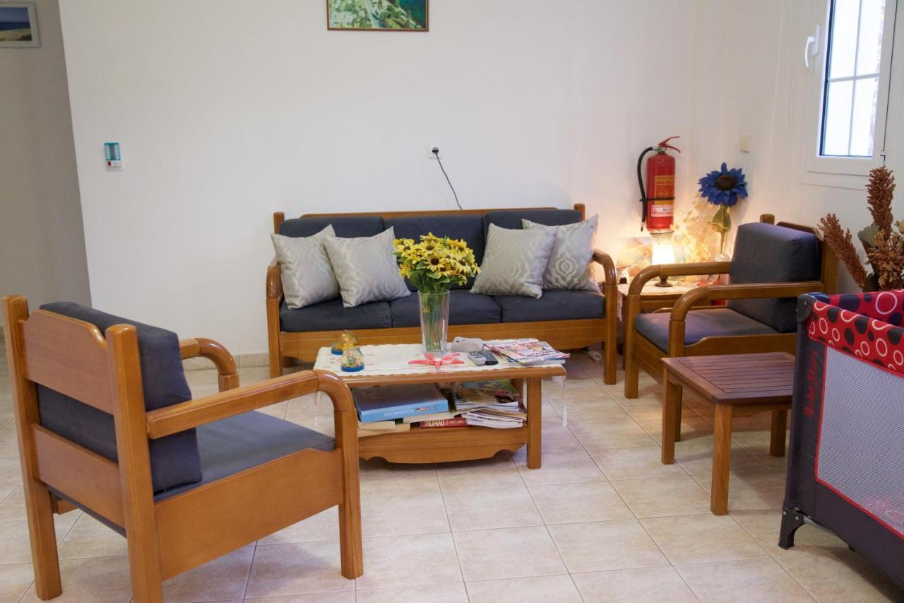 Dimitris Apartment *