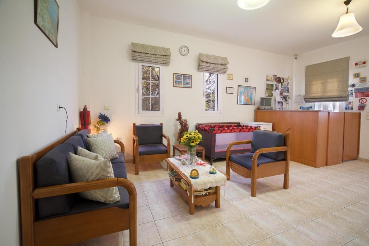 Dimitris Apartment *
