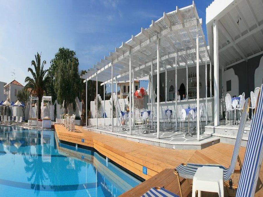 Aparthotel Ioli Village