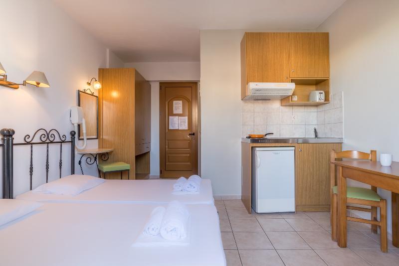 Hotel Newcastle By Estia Malia (Crete)